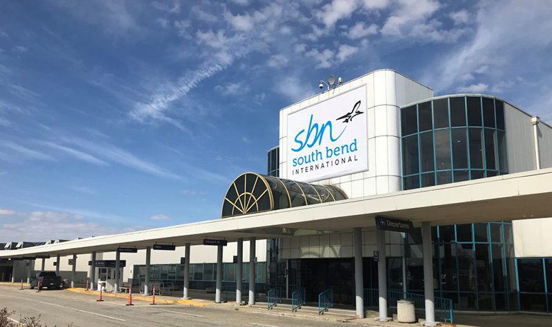 Limo Service South Bend, Limo to SBN South Bend Airport, South Bend Airport Transportation, Limo Service Indiana, South Bend Airport Car Service, Bus to South Bend Airport
